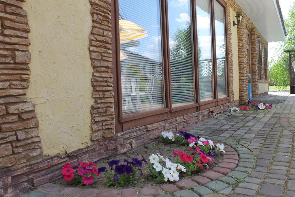 Usadba Slavnaya Otel Mukhavets Oda fotoğraf